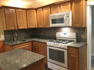 16 Touro St #1, Providence, RI 02904