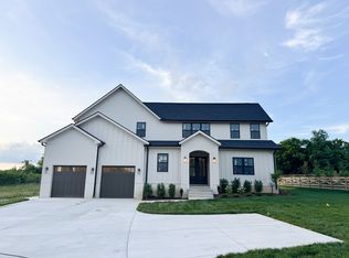 1526 Frye Rd, Columbia, TN 38401