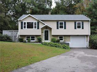 484 Main St, Sterling, CT 06377