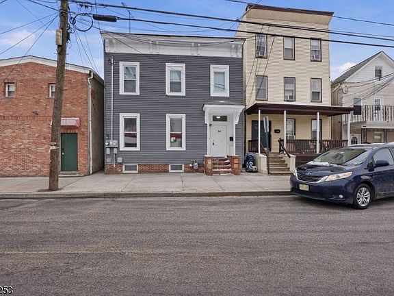 2nd image of 206 Clark Pl