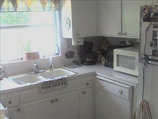 3rd image of 100 La Salle St
