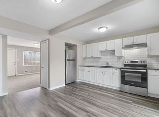 656 Charraway Rd, Baltimore, MD 21229