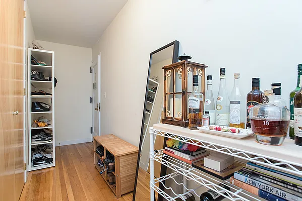 Rented by Emor Management Inc. | media 28