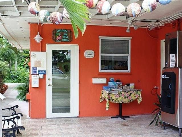 1st image of 5000 Overseas Hwy