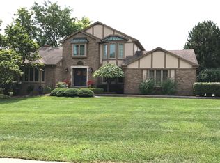 36755 Chesapeake Rd, Farmington Hills, MI 48335