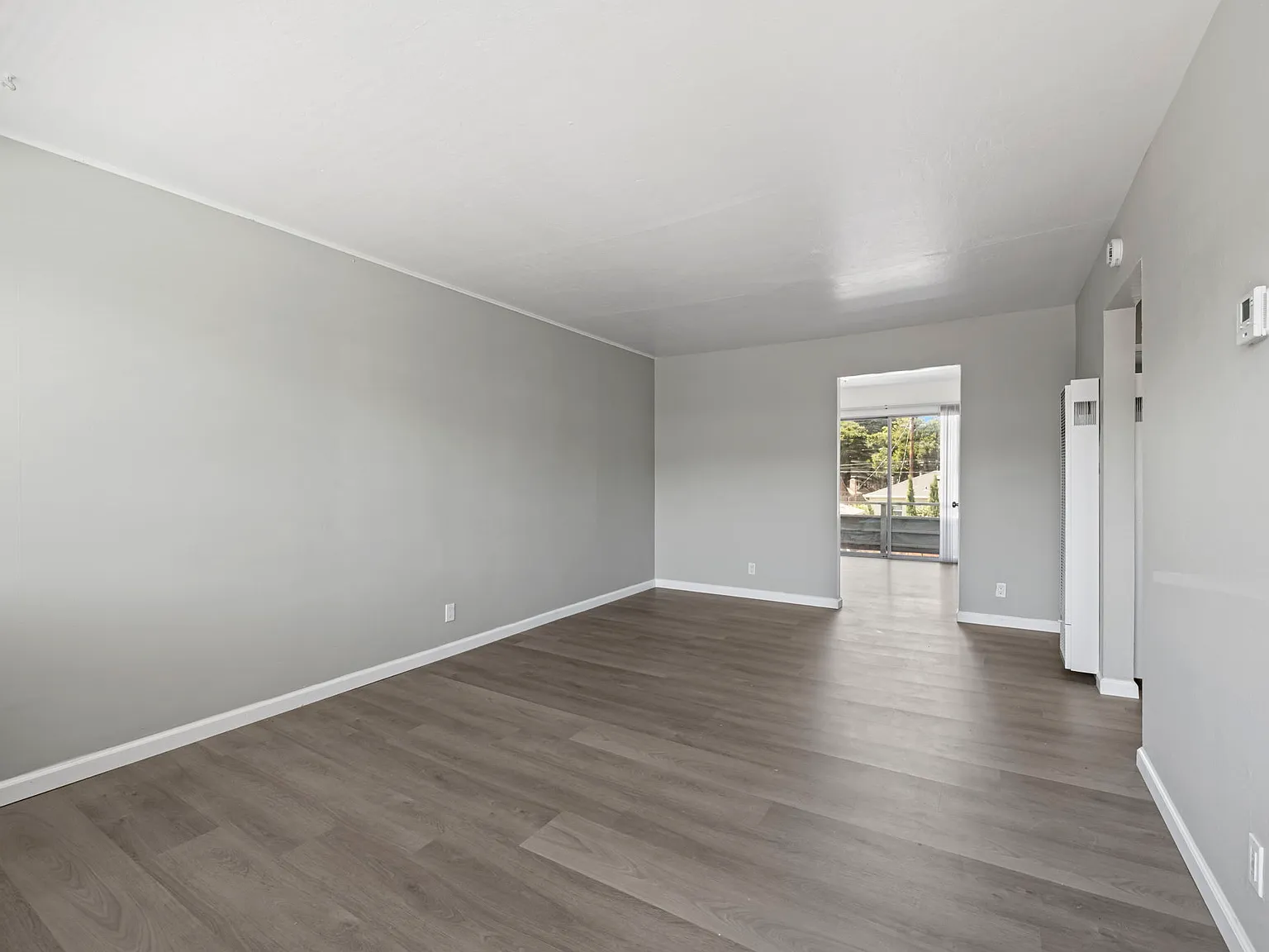 795 Sycamore Ave — Photo 2