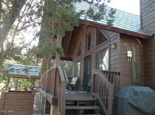 2742 Bobcat Xing, Overgaard, AZ 85933