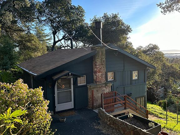 4th image of 4222 Mountain View Ave