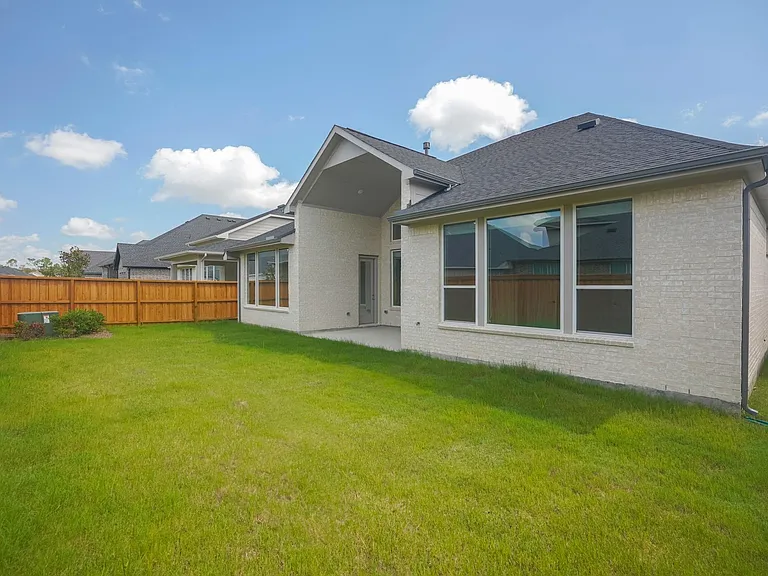 28156 Graywood Dr — Photo 24