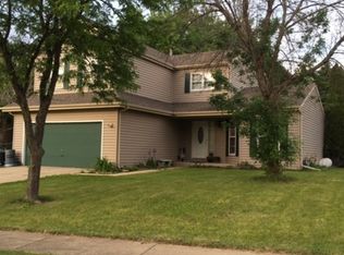418 Brookwood Trl, McHenry, IL 60050