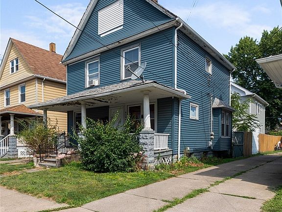 4th image of 3812 Poe Ave