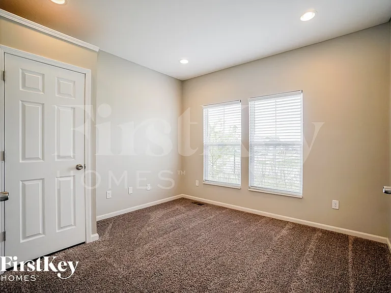 5 Hemingway Ave — Photo 12