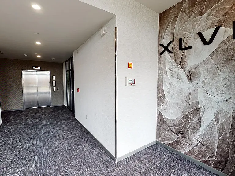XLVII West Elm — Photo 8