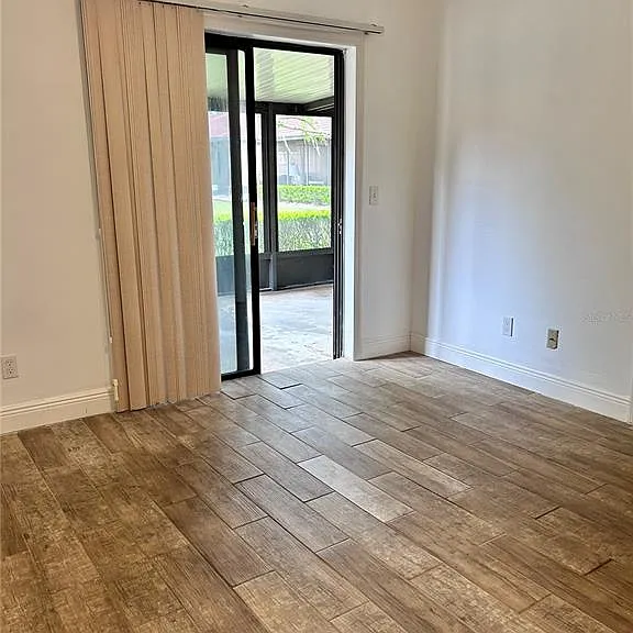 1829 SW 35th Ave — Photo 3