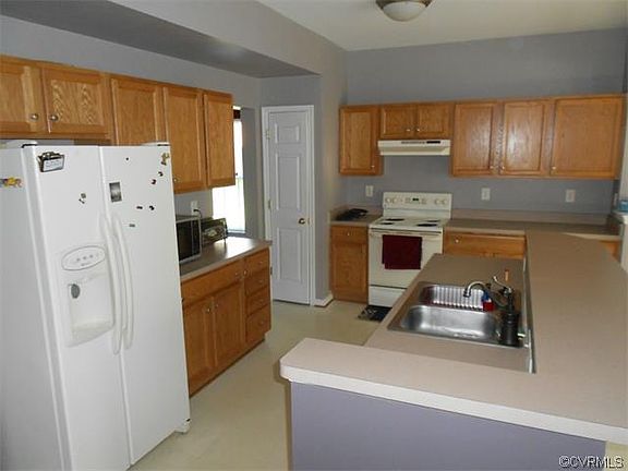 5th image of 1501 Olde Sage Ct #1501