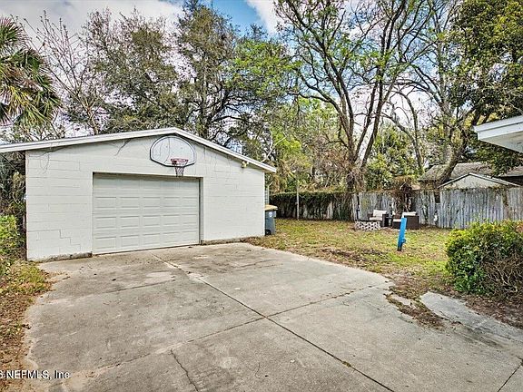 2nd image of 5511 CRUZ Road