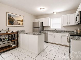 6355 Windsor Gate Ln, Charlotte, NC 28215