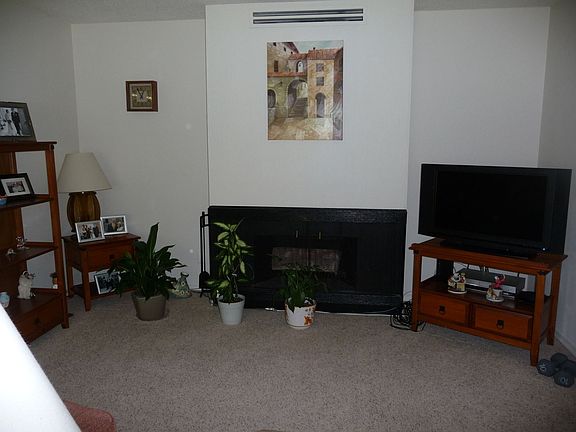 5th image of 937 Shenandoah Dr SE