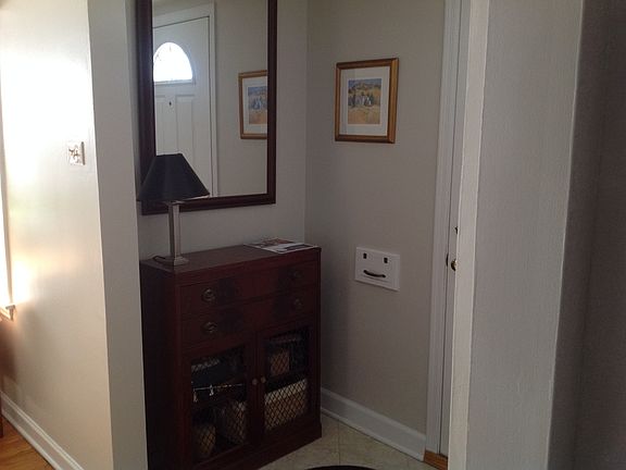 3rd image of 10717 S Maplewood Ave