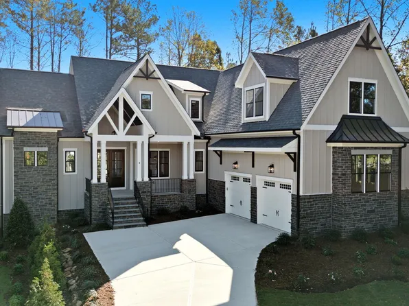 8 Pin Tail Ct, Pittsboro, NC 27312