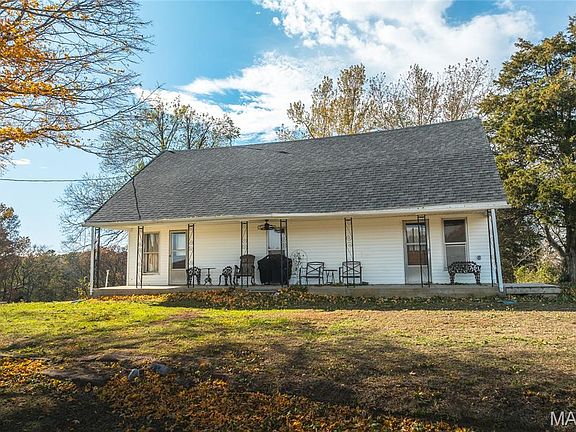 2nd image of 31 Sparks Hill Rd