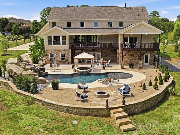 4th image of 1920 Marlin Dr