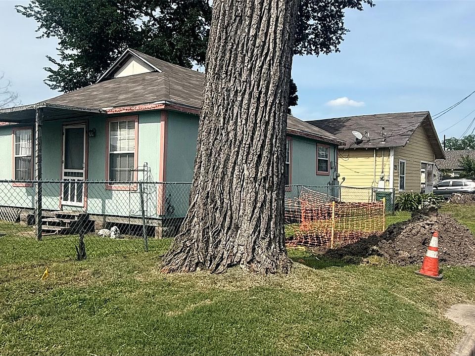 1st image of 4202 Gano St