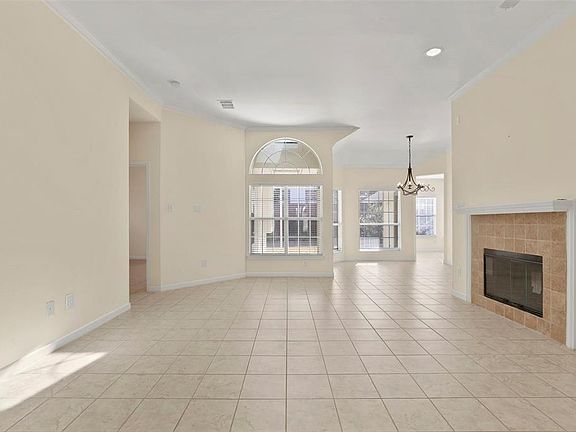 3rd image of 2316 Kittyhawk Dr