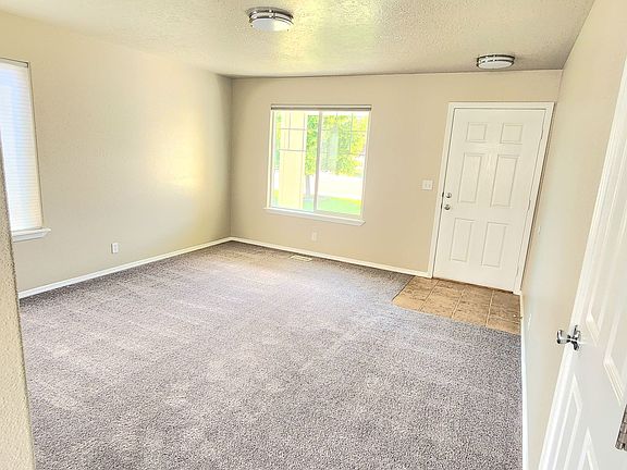 3rd image of 2517 Rankin Ct