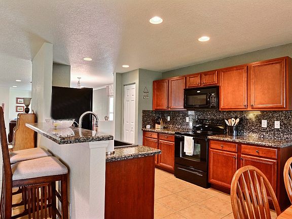 4th image of 4270 55th St