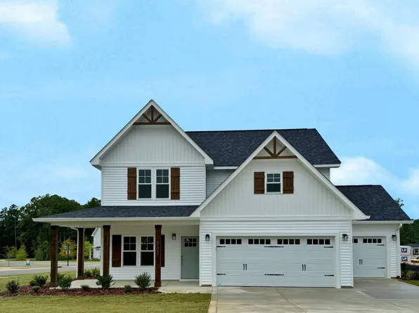 701 Chestoa Trail, Aberdeen, NC 28315