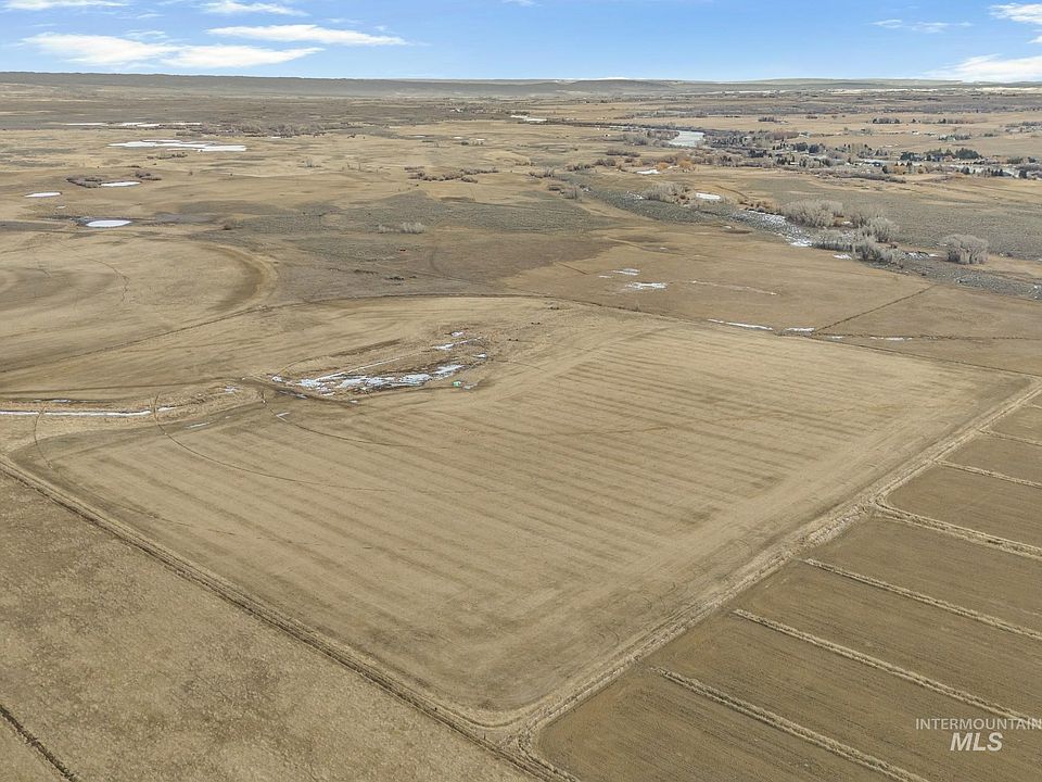 2nd image of Sand Creek Rd