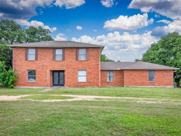 1405 Southwood Hills Dr, Taylor, TX 76574