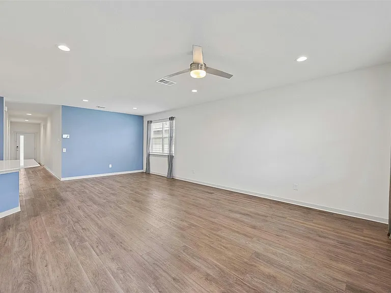 141 Parryi Cv — Photo 8