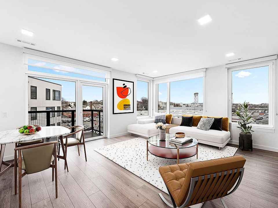 2nd image of 142 Addison St #502