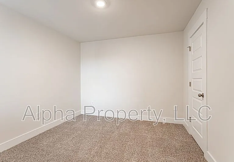 212 Round Back Way — Photo 15
