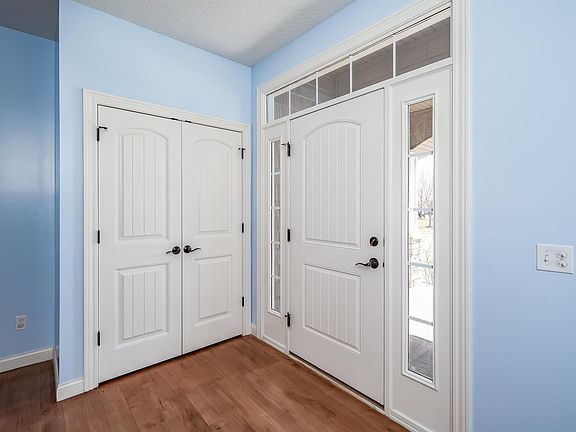 4th image of 4324 E Kingston Cir