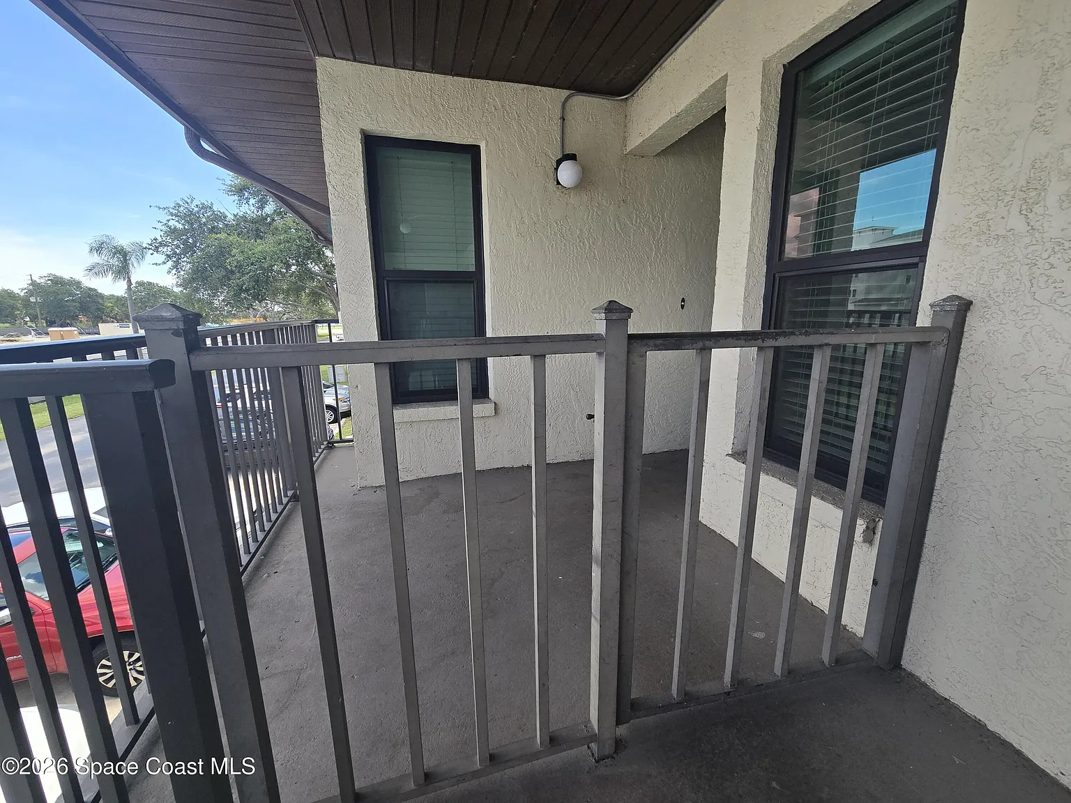 2 bed, 2.0 bath, 977 sqft, $1,700 — Photo 3