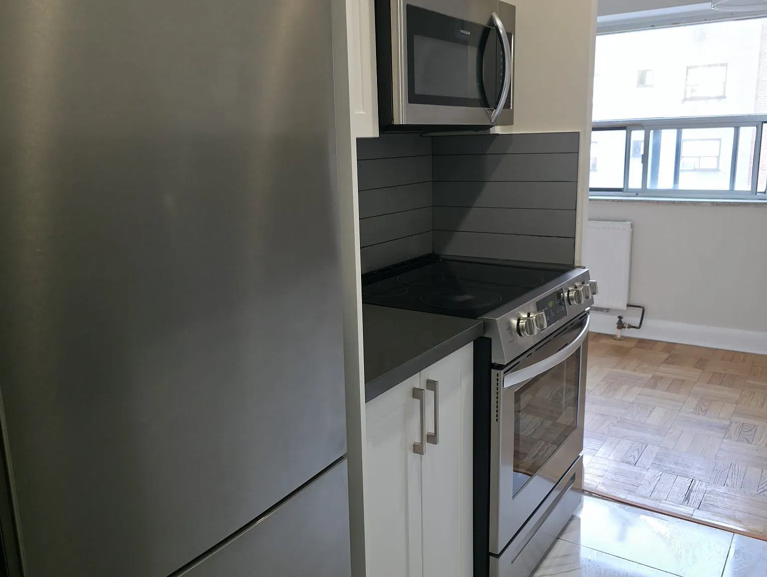 1 bed, $1,949 — Photo 4