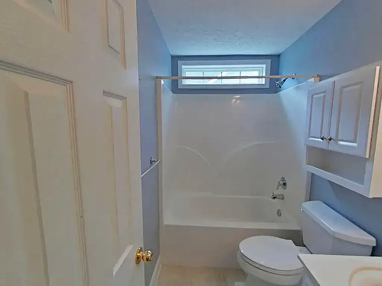 104 Adell Ln — Photo 16