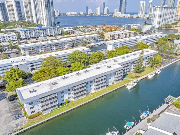 3750 NE 169th St, North Miami Beach, FL 33160