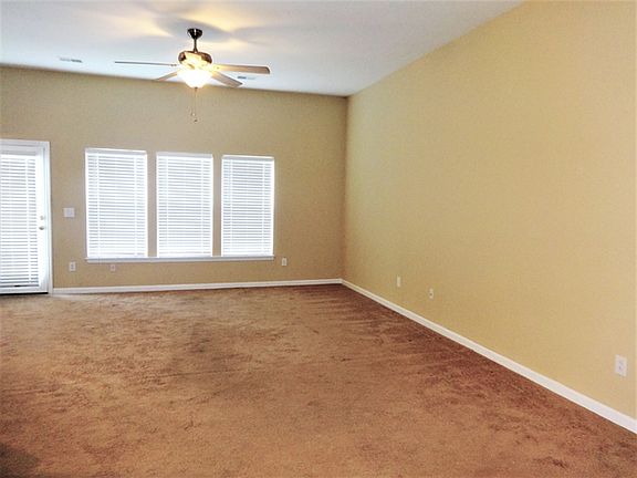 2nd image of 128 Saw Palm Dr