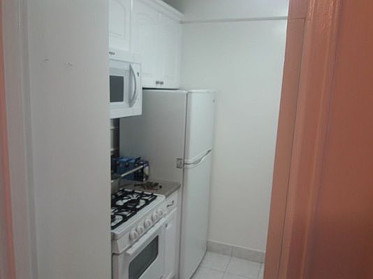 3rd image of 71-40 112th St APT 502