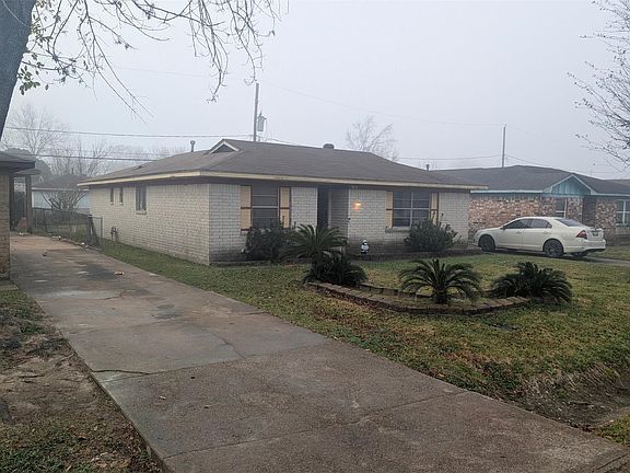 3rd image of 8834 Judwin St