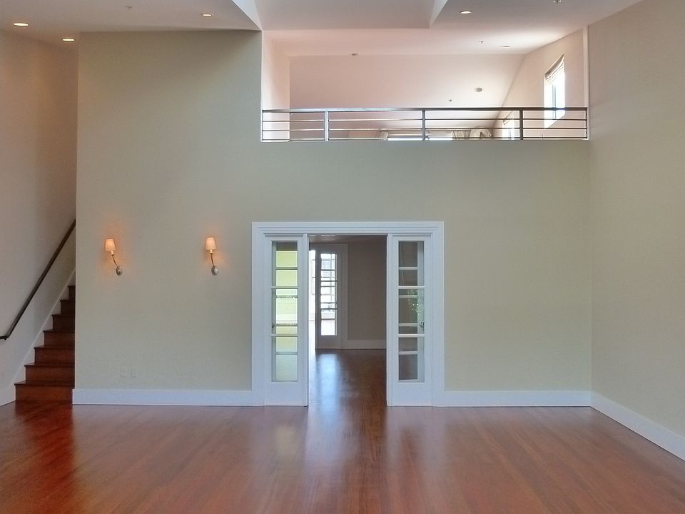 1st image of 21 Stillman St APT 6