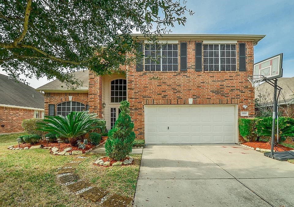 1st image of 10803 White Oak Trace Dr