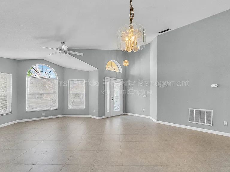 10754 Flycast Cir — Photo 14