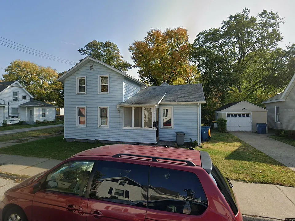 120 Towle Ave