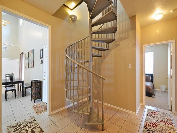 Stairs/Hallway