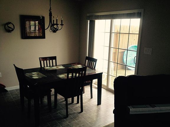 3rd image of 18 Granite Dr
